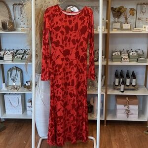 Chic Red Floral Long Sleeve Dress